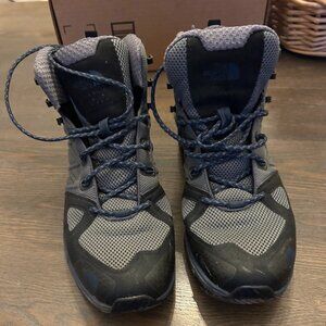 SOLD

The North Face Men's Size 10 Ultra FASTPACK Hiking Boots